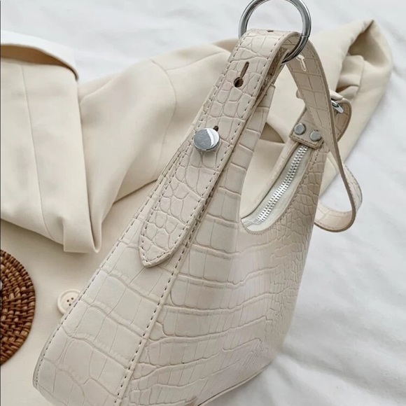 New Croc Embossed Hobo Bag - Picture 3 of 4